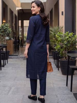 Women Ethnic Motifs Embroidered Regular Thread Work Pure Cotton Kurta with Trousers 4