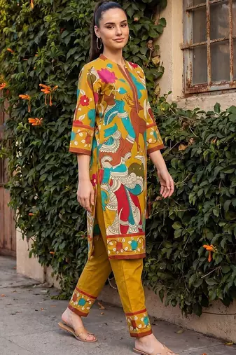 Women Ethnic Motifs Printed Regular Pure Cotton Kurta with Trousers