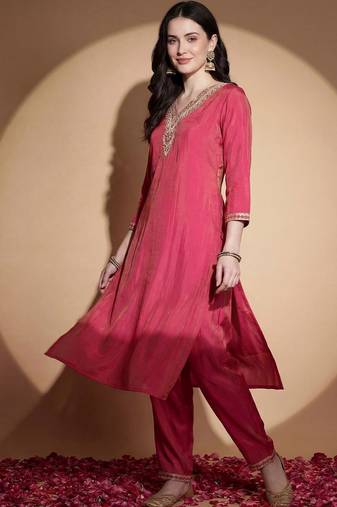 Women Regular Thread Work Kurta with Trousers