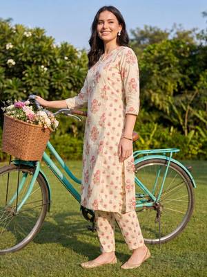 Women Floral Printed Regular Pure Cotton Kurta with Trousers 4
