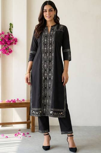 Women Ethnic Motifs Printed Regular Mirror Work  Cotton Kurta with Trousers