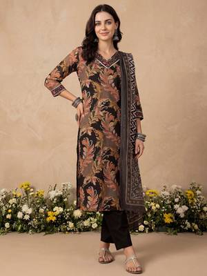Women Paisley Printed Regular Pure Cotton Kurta with Trousers & With Dupatta 1