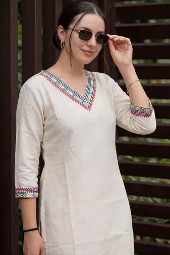 Women Ethnic Motifs Embroidered Regular Mirror Work Kurta with Trousers