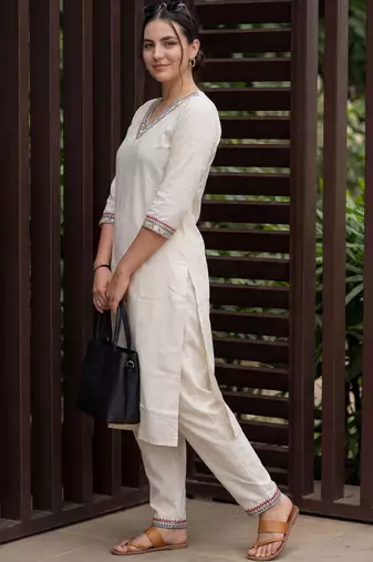 Women Ethnic Motifs Embroidered Regular Mirror Work Kurta with Trousers