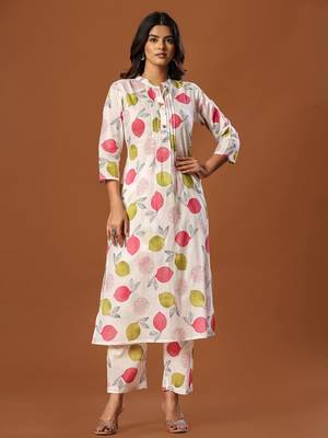 Women Ethnic Motifs Printed Regular Pure Cotton Kurta with Trousers 1