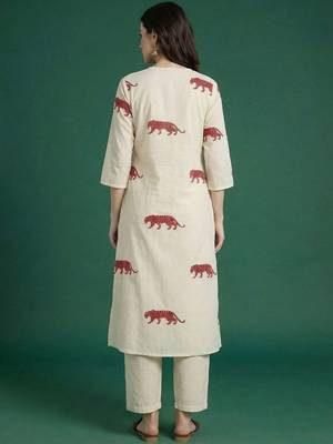 Women Animal Printed Regular Thread Work Pure Cotton Kurta with Trousers 6