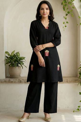 Women Ethnic Motifs Embroidered Regular Thread Work Pure Cotton Kurti with Palazzos