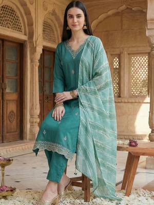 Women Ethnic Motifs Embroidered Regular Thread Work Kurta with Trousers & With Dupatta 1