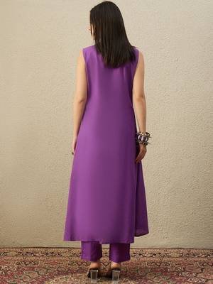 Women Ethnic Motifs Embroidered Regular Thread Work Pure Cotton Kurta with Trousers 5