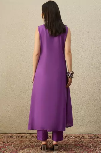 Women Ethnic Motifs Embroidered Regular Thread Work Pure Cotton Kurta with Trousers
