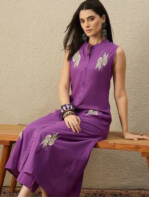 Women Ethnic Motifs Embroidered Regular Thread Work Pure Cotton Kurta with Trousers 6