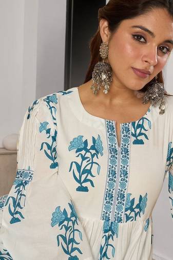 Women Floral Printed Regular Pure Cotton Kurta with Palazzos