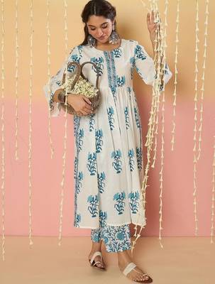Women Floral Printed Regular Pure Cotton Kurta with Palazzos 2