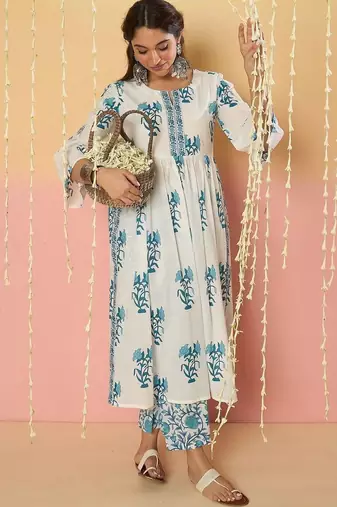 Women Floral Printed Regular Pure Cotton Kurta with Palazzos