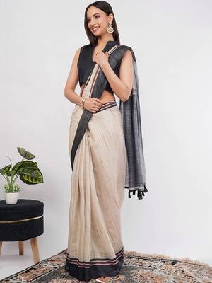 Off white pure linen woven design saree with blouse 3