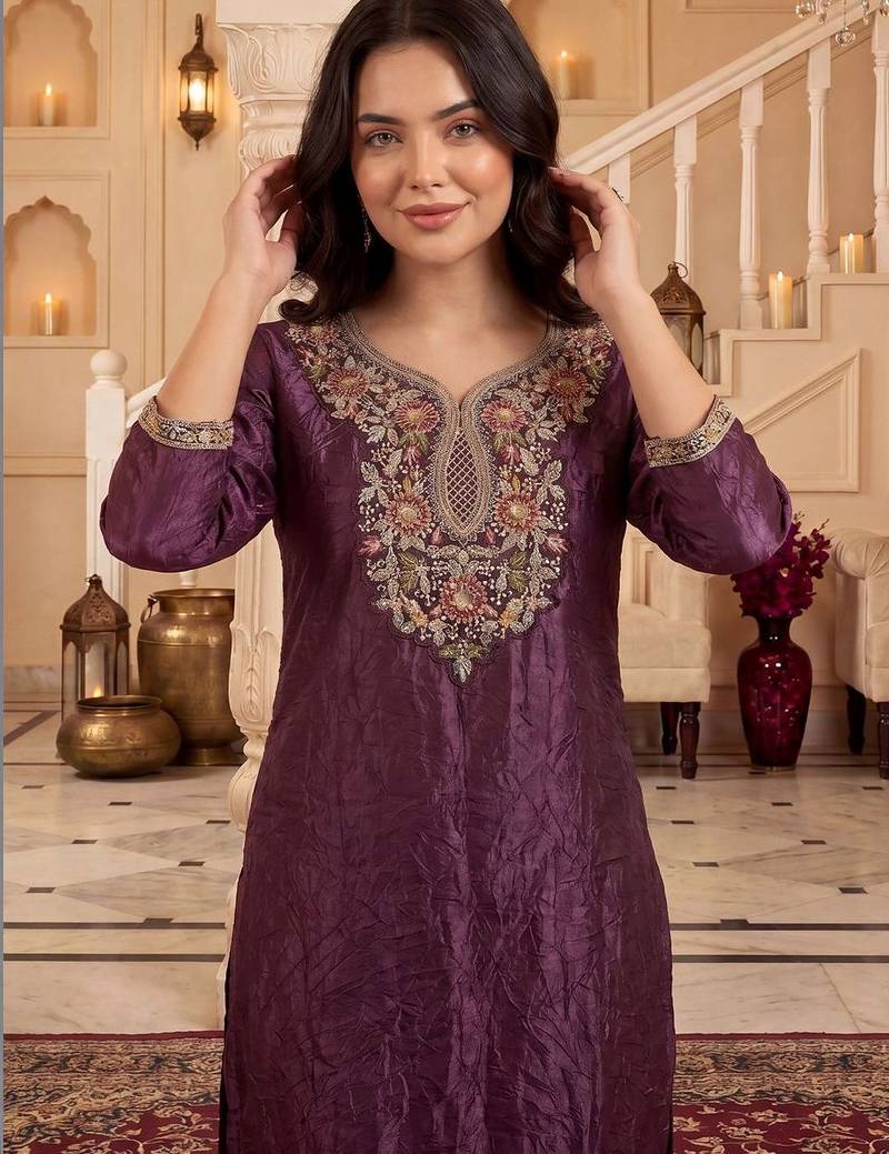 Women Ethnic Motifs Embroidered Regular Thread Work Kurta with Trousers
