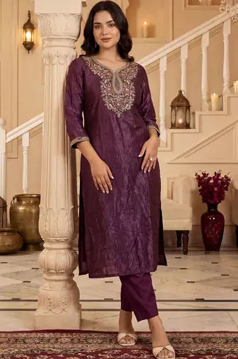 Women Ethnic Motifs Embroidered Regular Thread Work Kurta with Trousers