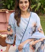 Women Floral Printed Regular Chanderi Silk Kurta with Trousers & With Dupatta