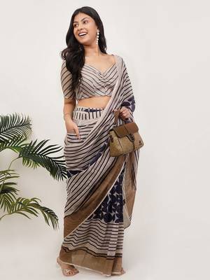 Beige linen printed saree with blouse 2