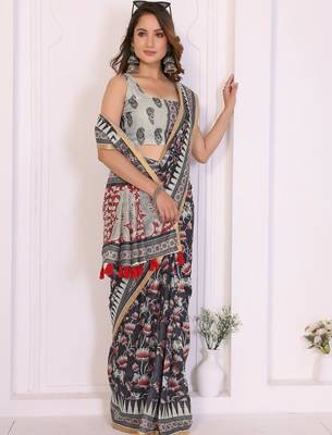 Black linen printed saree with blouse 1