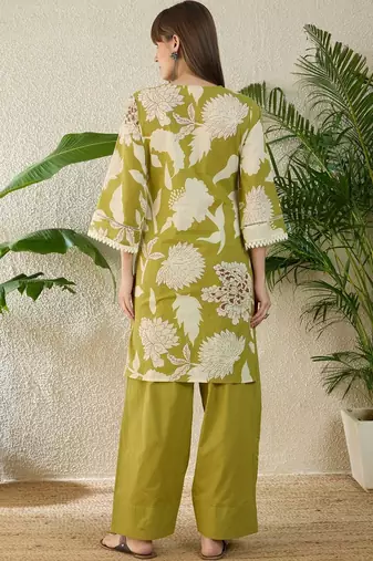 Women Floral Printed Regular Thread Work Pure Cotton Kurta with Palazzos
