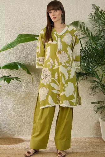 Women Floral Printed Regular Thread Work Pure Cotton Kurta with Palazzos
