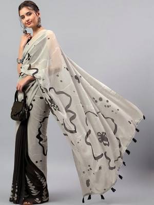 Off white pure georgette printed saree with blouse 5