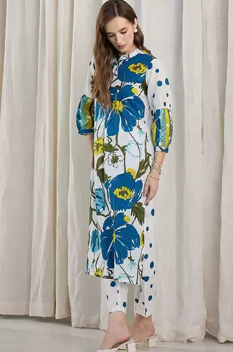 Women Floral Printed Cotton Kurta with Trousers