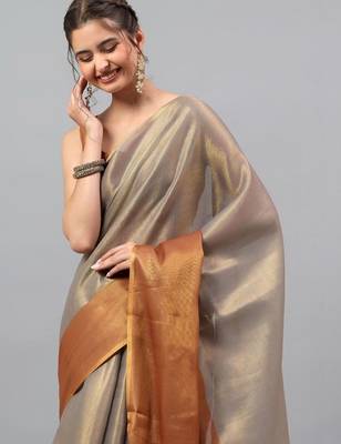 Grey polyester solid saree with blouse 3
