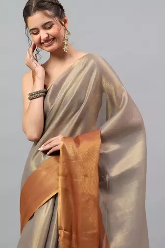 Grey polyester solid saree with blouse