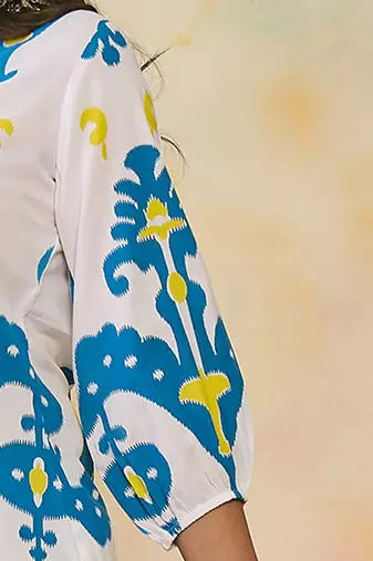 Women Printed Regular Kurti with Trousers