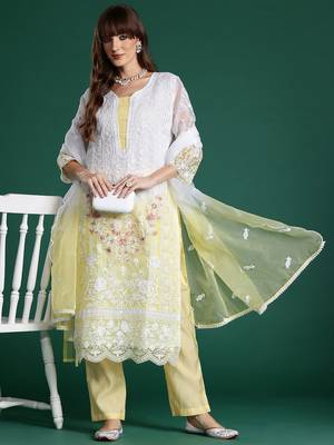 Floral Embroidered Sequinned Kurta With Trousers & Dupatta 1