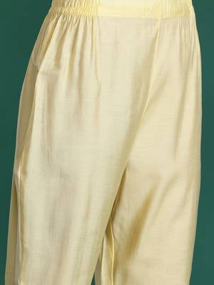 Floral Embroidered Sequinned Kurta With Trousers & Dupatta 3