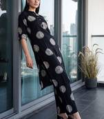 Women Printed Regular Kurta with Trousers