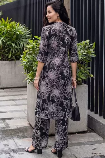 Women Floral Printed Regular Kurta with Palazzos