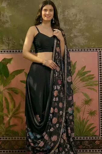 Black linen printed saree with blouse