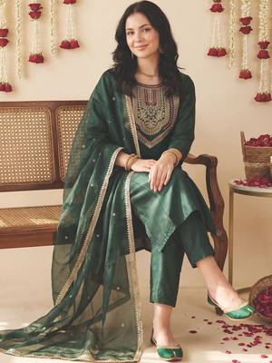 Women Ethnic Motifs Embroidered Regular Thread Work Liva Kurta with Trousers & With Dupatta 2