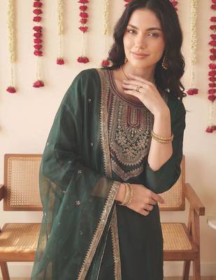 Women Ethnic Motifs Embroidered Regular Thread Work Liva Kurta with Trousers & With Dupatta 5