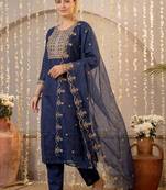 Women Ethnic Motifs Embroidered Regular Thread Work Kurta with Trousers & With Dupatta