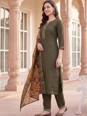 Women Ethnic Motifs Embroidered Regular Thread Work Kurta with Trousers & With Dupatta 3