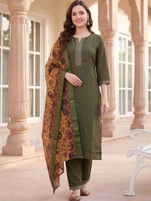 Women Ethnic Motifs Embroidered Regular Thread Work Kurta with Trousers & With Dupatta 6