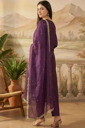 Women Ethnic Motifs Embroidered Regular Sequinned Liva Kurta with Trousers & With Dupatta