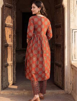 Women Ethnic Motifs Printed Empire Sequinned Pure Cotton Kurta with Trousers 6
