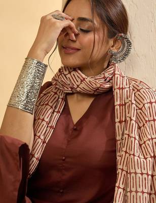 Women Ethnic Motifs Regular Kurta with Trousers & With Dupatta 2