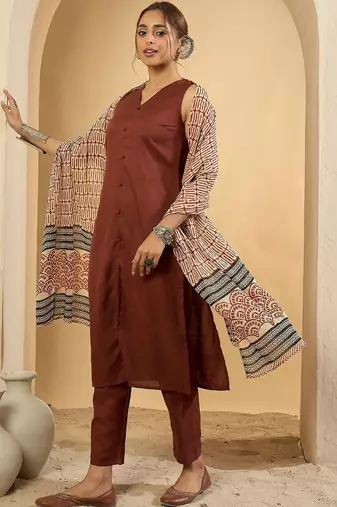 Women Ethnic Motifs Regular Kurta with Trousers & With Dupatta