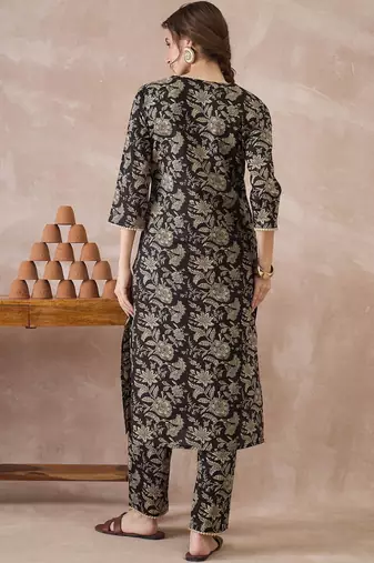Women Floral Printed Regular Pure Cotton Kurta with Trousers