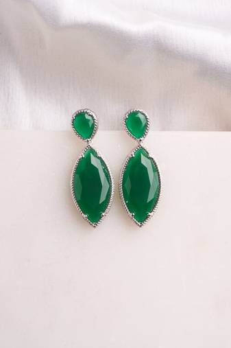 Silver plated emerald green pear drop earrings