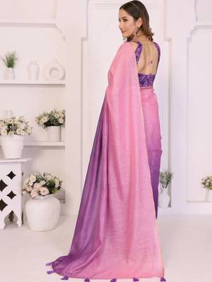Pink linen printed saree with blouse 5