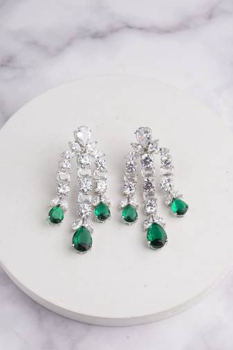 Silver plated emerald green chandelier drop earrings