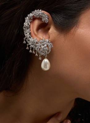 Silver plated white pearl full ear cuff 1